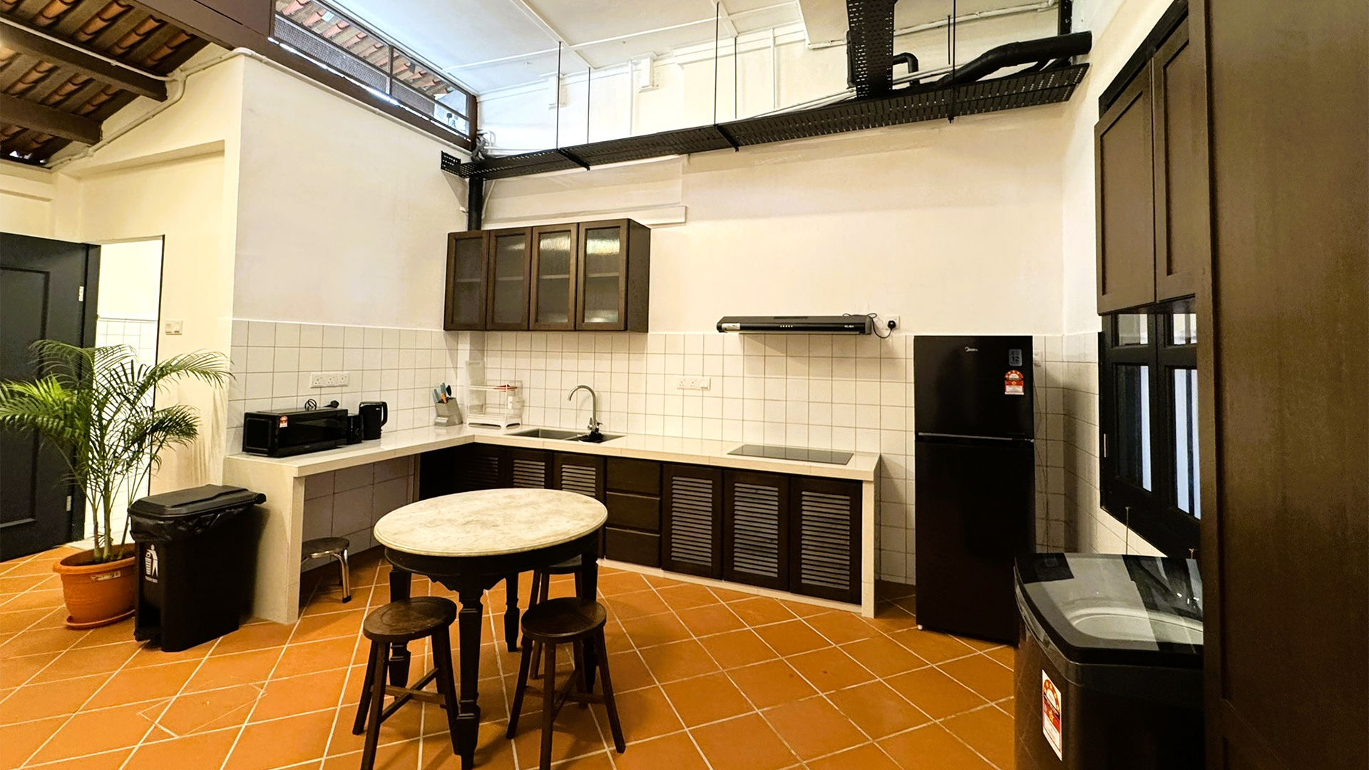 Townhouse7 Kitchen